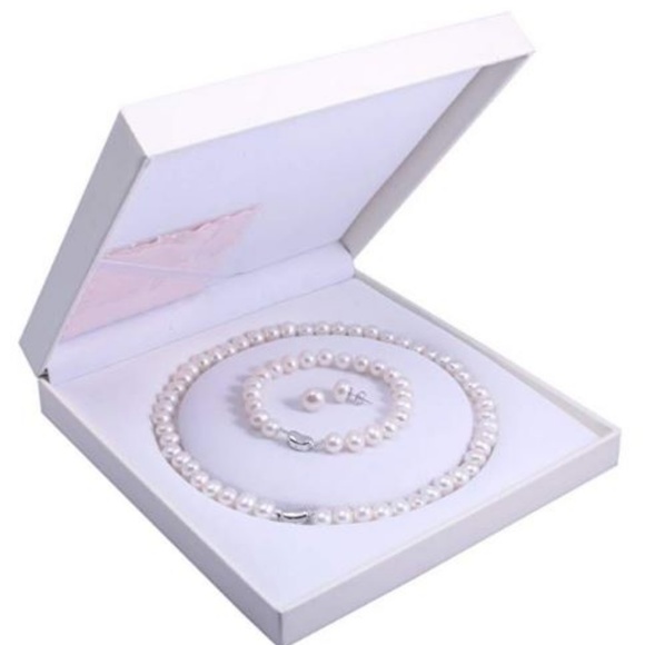 Freshwater Cultured Pearl Necklace Set Includes St - Picture 3 of 3